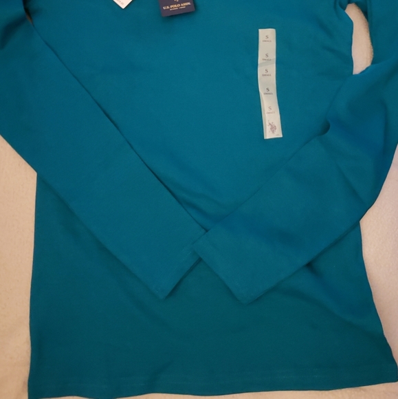 U.S. Polo Assn. green long sleeve - Picture 2 of 3